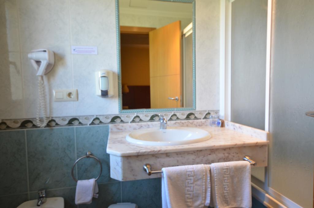 Hotel Maracaibo Portonovo Room photo